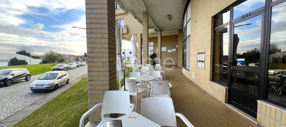 55m² Commercial property in Viana do Castelo, Portugal No. 90727 38