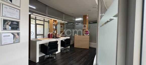 55m² Commercial property in Viana do Castelo, Portugal No. 90727 6