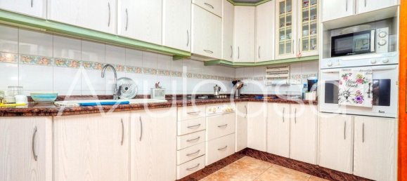 Edificio de 15 dormitorios en Alicante, Spain No. 185804 27