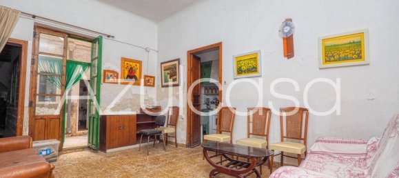 Edificio de 15 dormitorios en Alicante, Spain No. 185804 10