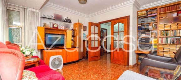 Edificio de 15 dormitorios en Alicante, Spain No. 185804 36