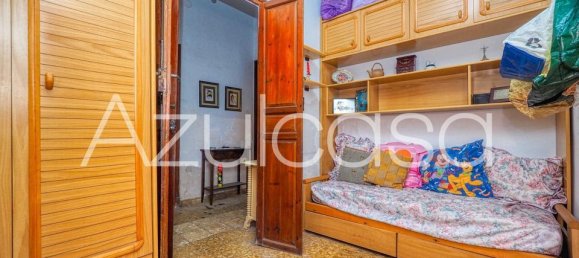 Edificio de 15 dormitorios en Alicante, Spain No. 185804 8