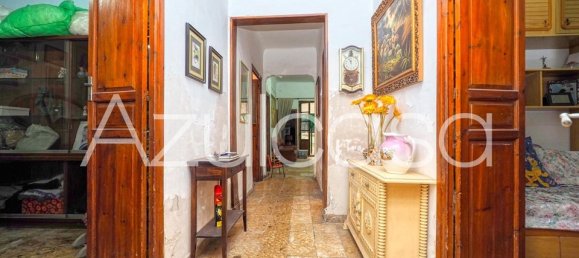 Edificio de 15 dormitorios en Alicante, Spain No. 185804 5