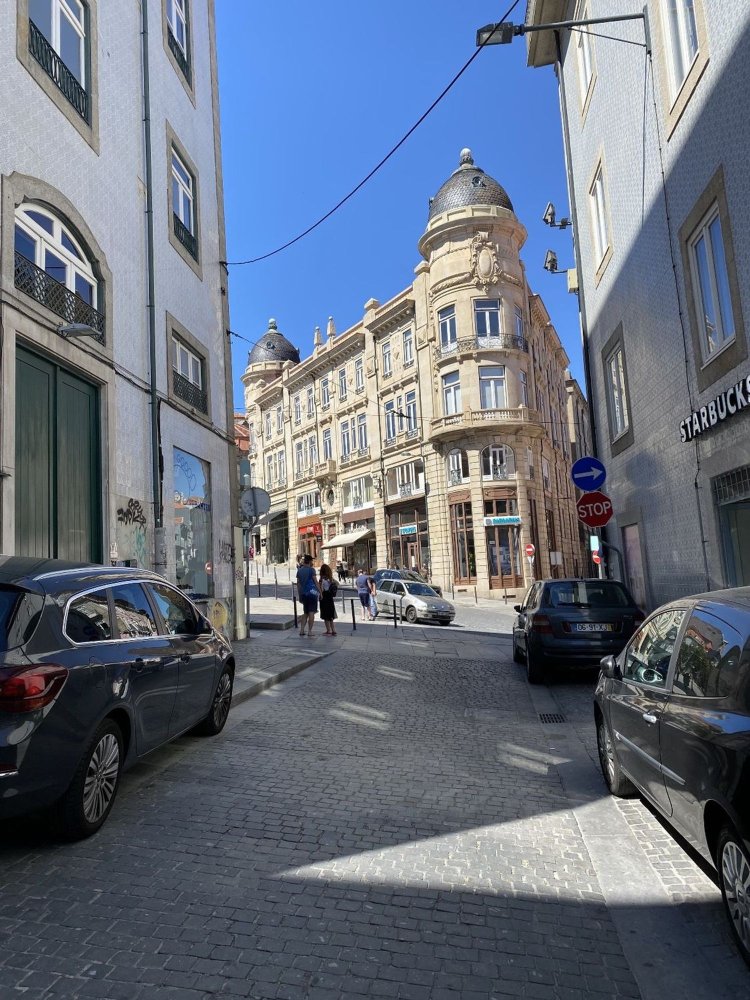 بناية في Porto, Portugal 215متر مربع رقم 117257