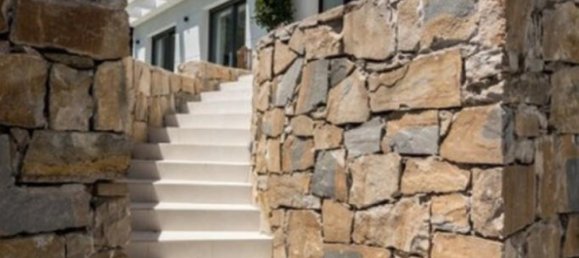 4 bedrooms Villa in Marbella, Spain No. 76615 7