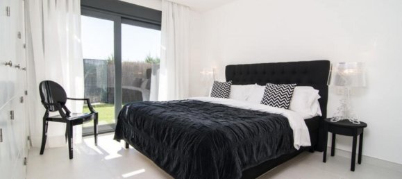 4 bedrooms Villa in Marbella, Spain No. 76615 19