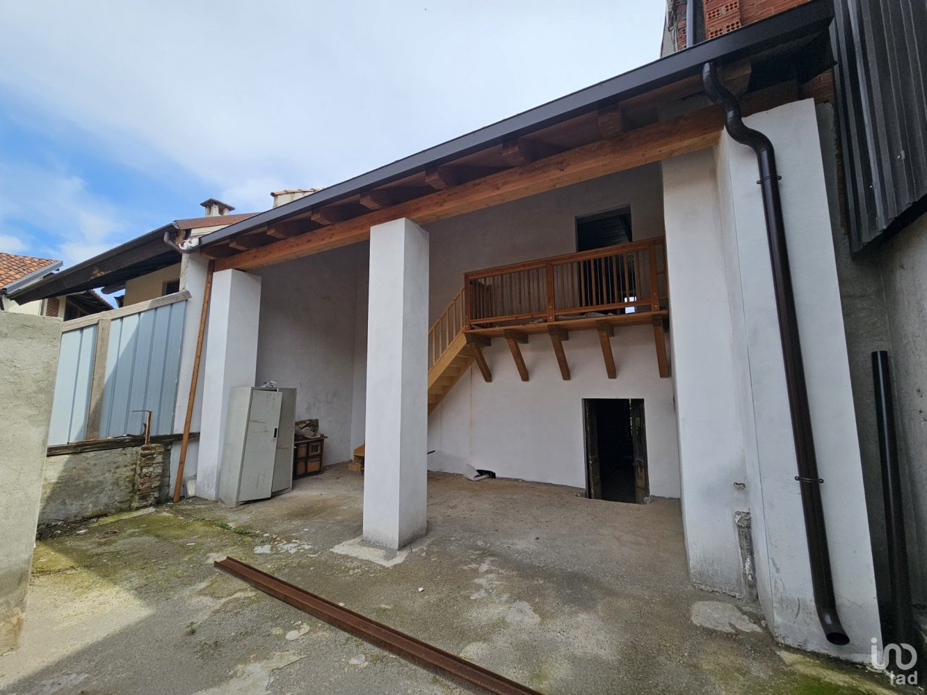 4 bedrooms Villa in Vauda Canavese, Italy No. 69839