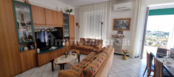 3 Schlafzimmer Wohnung in Macerata, Italy, Nr. 258251 21