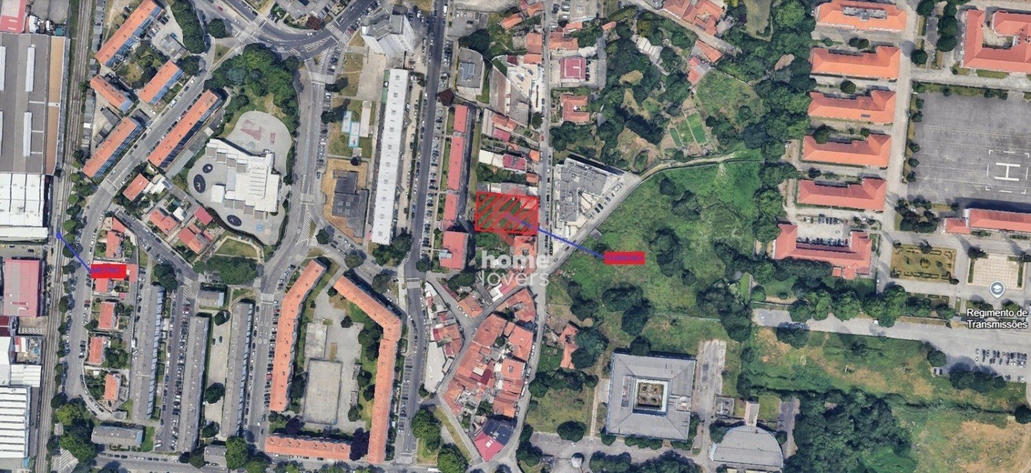 969m² Land in Porto, Portugal No. 98257