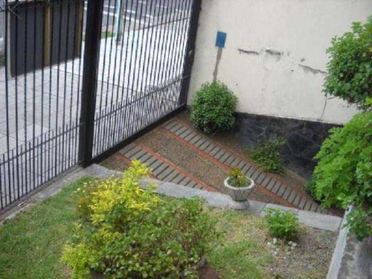 3 bedrooms House in Buenos Aires, Argentina No. 77126