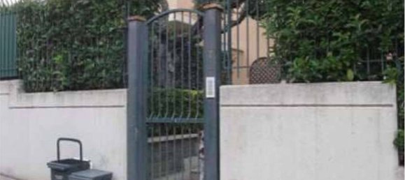 Casa de 4 divisões em Rome, Italy N.º 299893 5