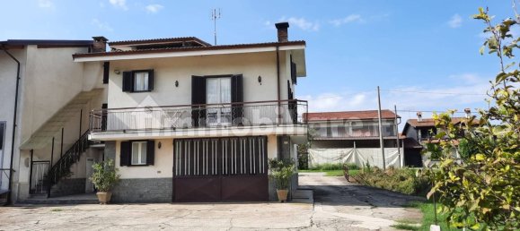 3 bedrooms House in Peveragno, Italy No. 213924 3