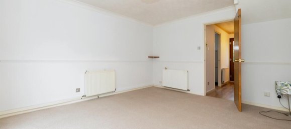 2 bedrooms House in Bushey, United Kingdom No. 6220 30