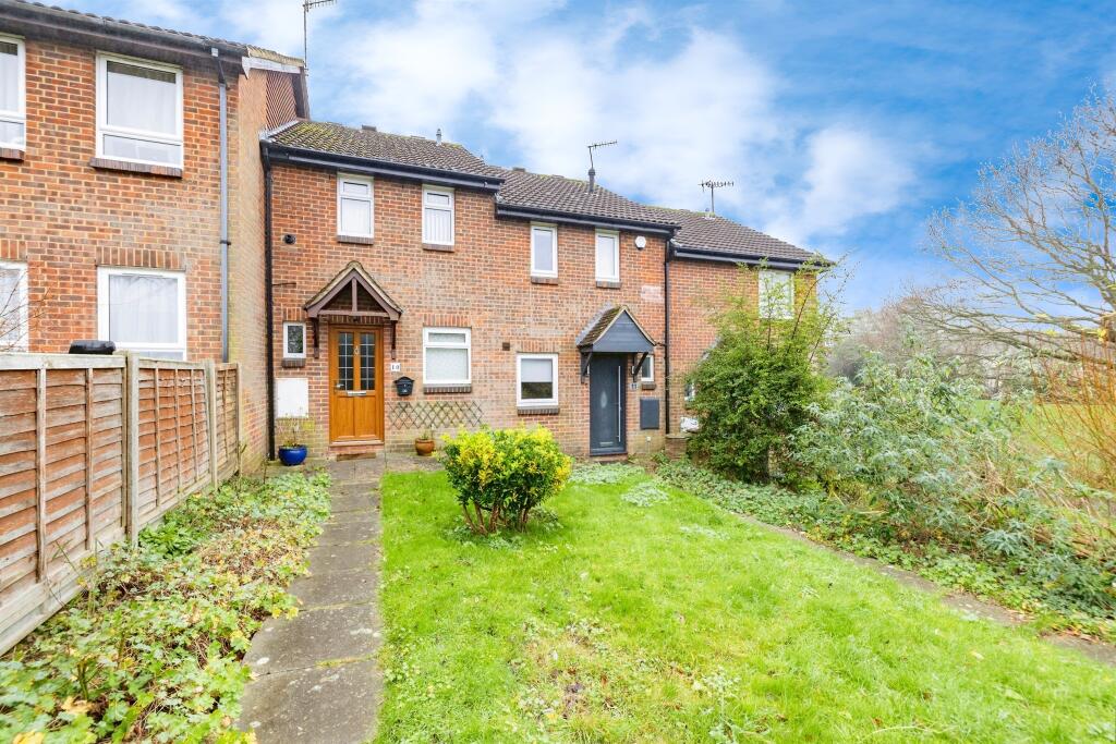 2 bedrooms House in Bushey, United Kingdom No. 6220