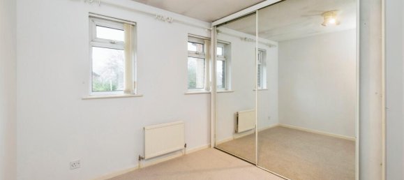 2 bedrooms House in Bushey, United Kingdom No. 6220 23