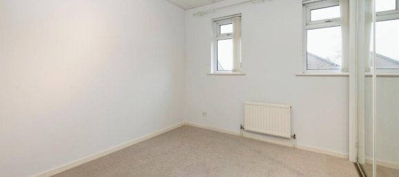 2 bedrooms House in Bushey, United Kingdom No. 6220 32