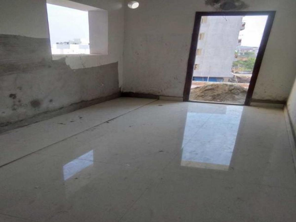 2 bedrooms House in Hyderabad, India No. 20698