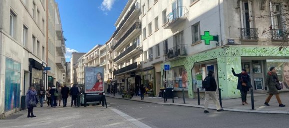 Gewerbliche Immobilie in Nantes, France 47m², Nr. 99472 4