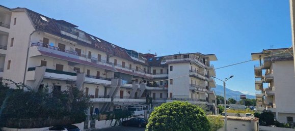 Apartamento de 2 dormitorios en Scalea, Italy No. 352341 17