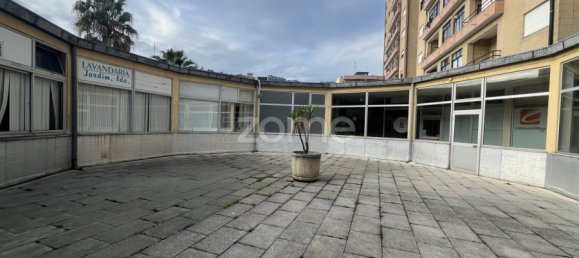45m² Commercial property in Viana do Castelo, Portugal No. 90723 15