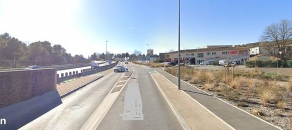 Gewerbliche Immobilie in Gardanne, France, Nr. 309308 2