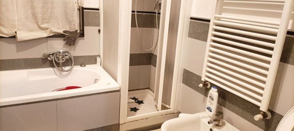 3 rooms Apartment in Milan, Italy No. 244279 6