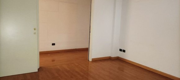 3 rooms Apartment in Milan, Italy No. 244279 22