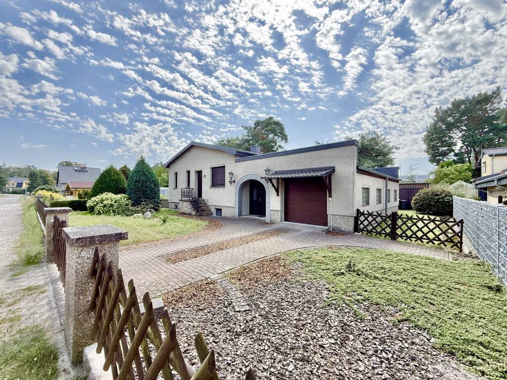 4-Zimmer Bungalow in Oberhavel, Germany, Nr. 320810