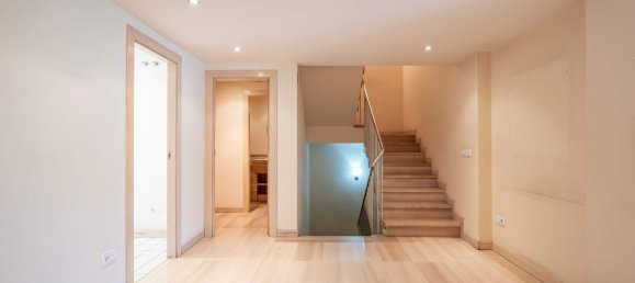 5 bedrooms House in Zaragoza, Spain No. 61567 5