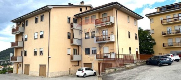 6 bedrooms Apartment in L'Aquila, Italy No. 331836 2