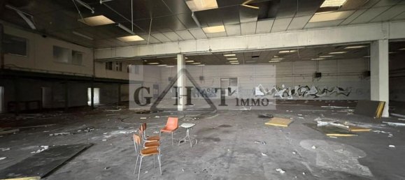 Коммерческая недвижимость 3800м² в Амийи, Франция № 95046 3