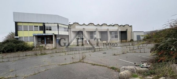 Коммерческая недвижимость 3800м² в Амийи, Франция № 95046 7