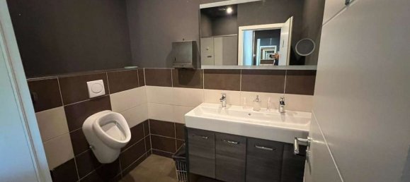 170m² Cafe / restaurant in Hamburg-Nord, Germany No. 281687 12