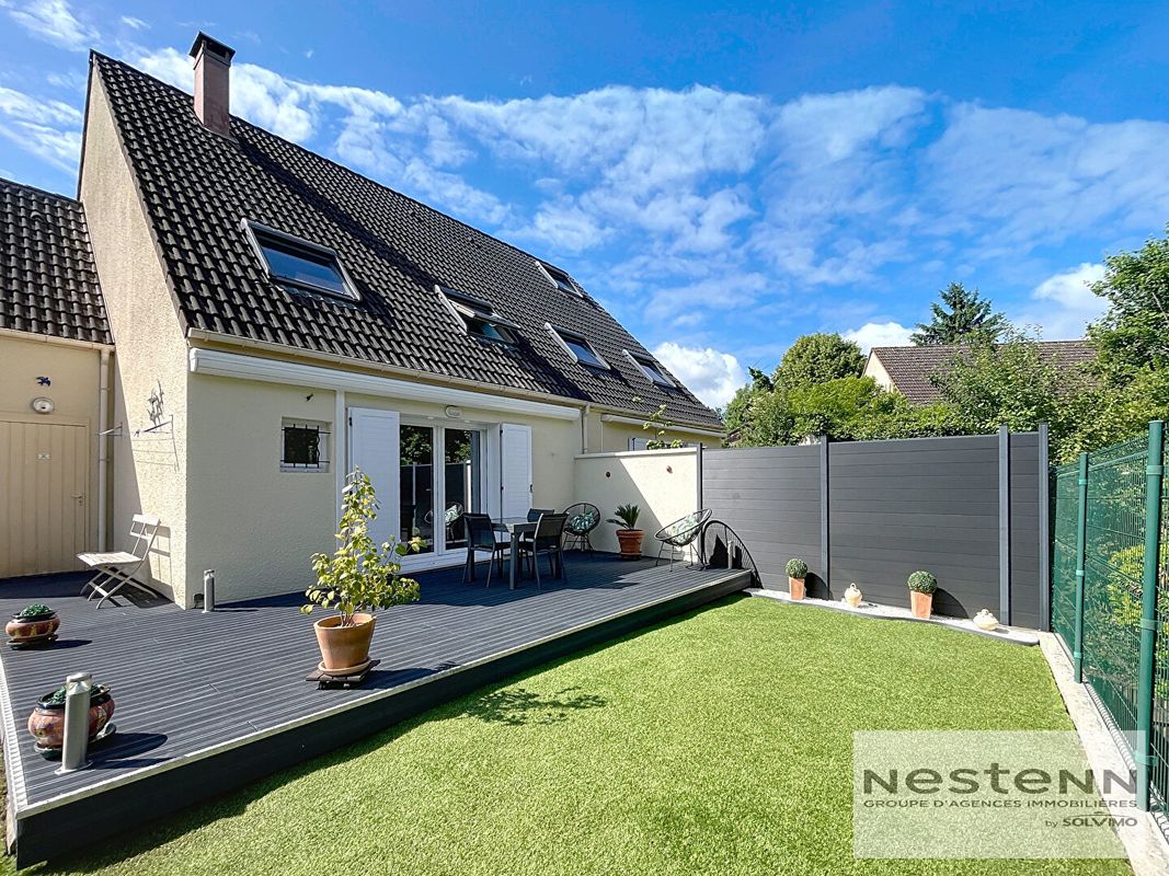 Casa de 3 dormitorios en Saint-Fargeau-Ponthierry, France No. 351614