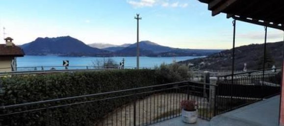 6 rooms Villa in Stresa, Italy No. 154290 2