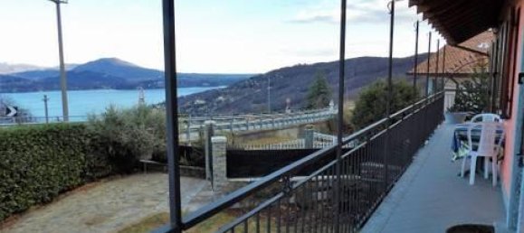 6 rooms Villa in Stresa, Italy No. 154290 4