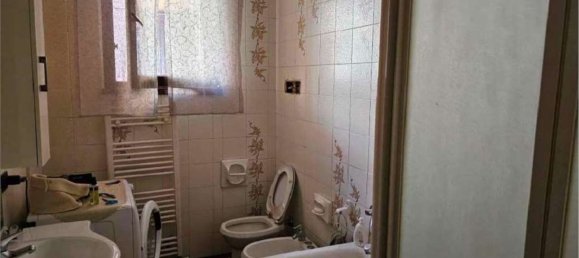 3غرفة شقة في Trezzo sull'Adda, Italy رقم 219403 25