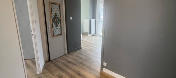 3 Schlafzimmer Wohnung in Aurillac, France, Nr. 283896 2