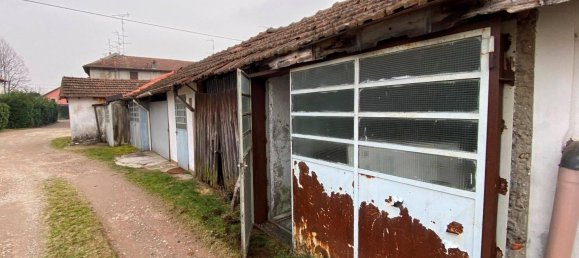 2 bedrooms Apartment in Besnate, Italy No. 282600 12