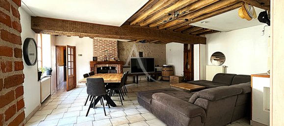 3 Schlafzimmer Haus in Les Montils, France, Nr. 247662 11