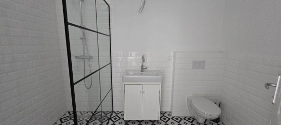 2 rooms Apartment in Vienna, Austria No. 148497 3