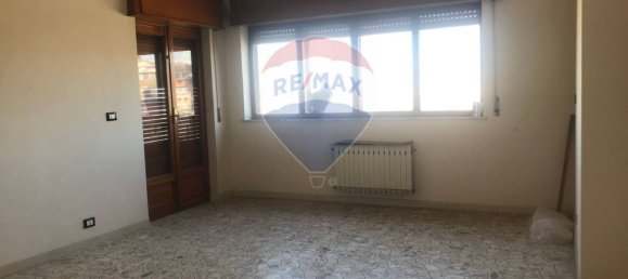 3 rooms Apartment in Adrano, Italy No. 115401 15