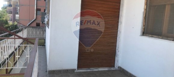 3 rooms Apartment in Adrano, Italy No. 115401 26