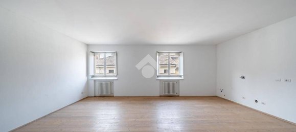 1 bedroom Apartment in Reggio Emilia, Italy No. 259228 6