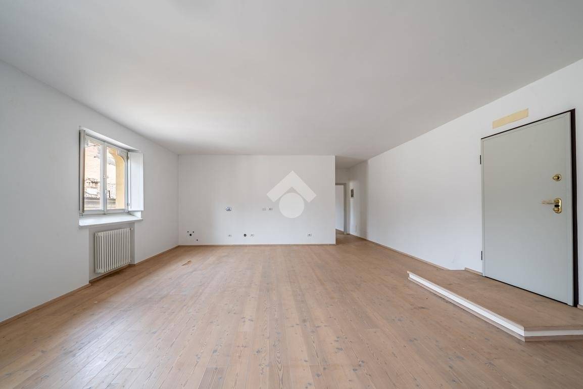 1 bedroom Apartment in Reggio Emilia, Italy No. 259228