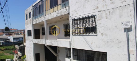 9 bedrooms Building in Sao Mamede de Infesta, Portugal No. 14732 11