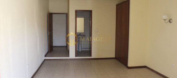 9 bedrooms Building in Sao Mamede de Infesta, Portugal No. 14732 19