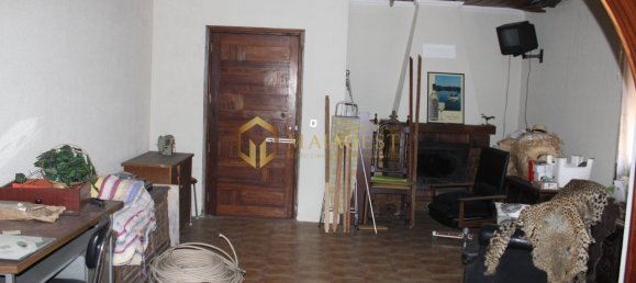 9 bedrooms Building in Sao Mamede de Infesta, Portugal No. 14732 32