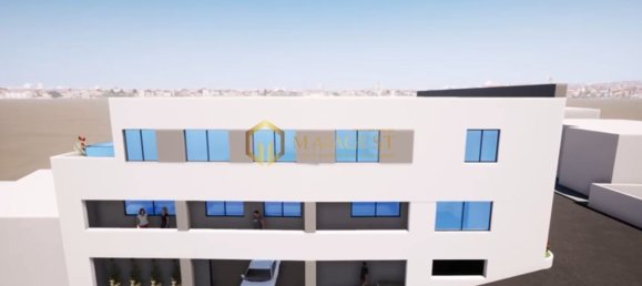 9 bedrooms Building in Sao Mamede de Infesta, Portugal No. 14732 4