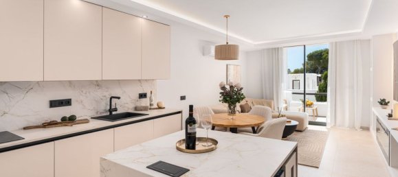 3 bedrooms Penthouse in Marbella, Spain No. 179973 3